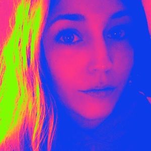 Meet your Posher, Dani